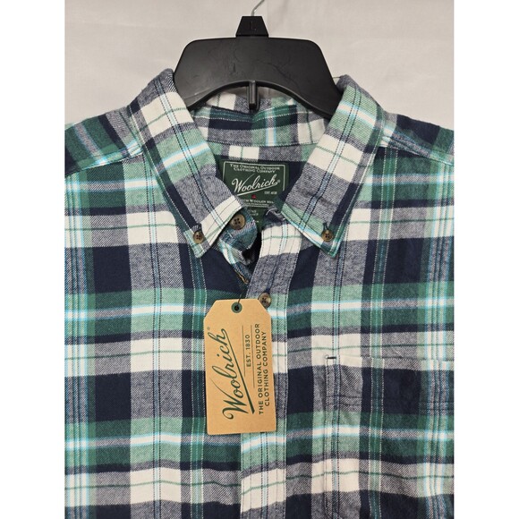 NEW Woolrich Midweight Flannel Shirt Blue Green Plaid Button Collar Men's Large - Picture 3 of 10